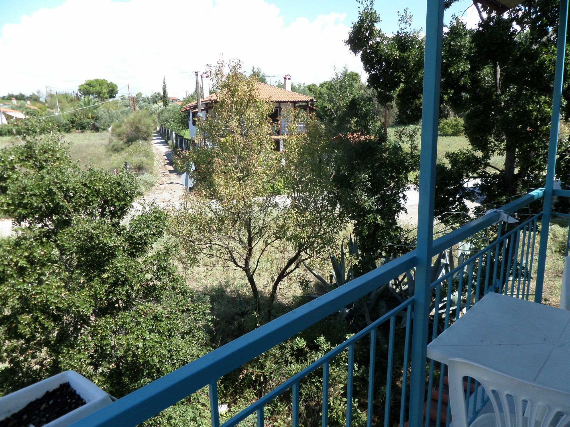 Artemis Studios & Apartments Nea Kallikrateia Exterior foto